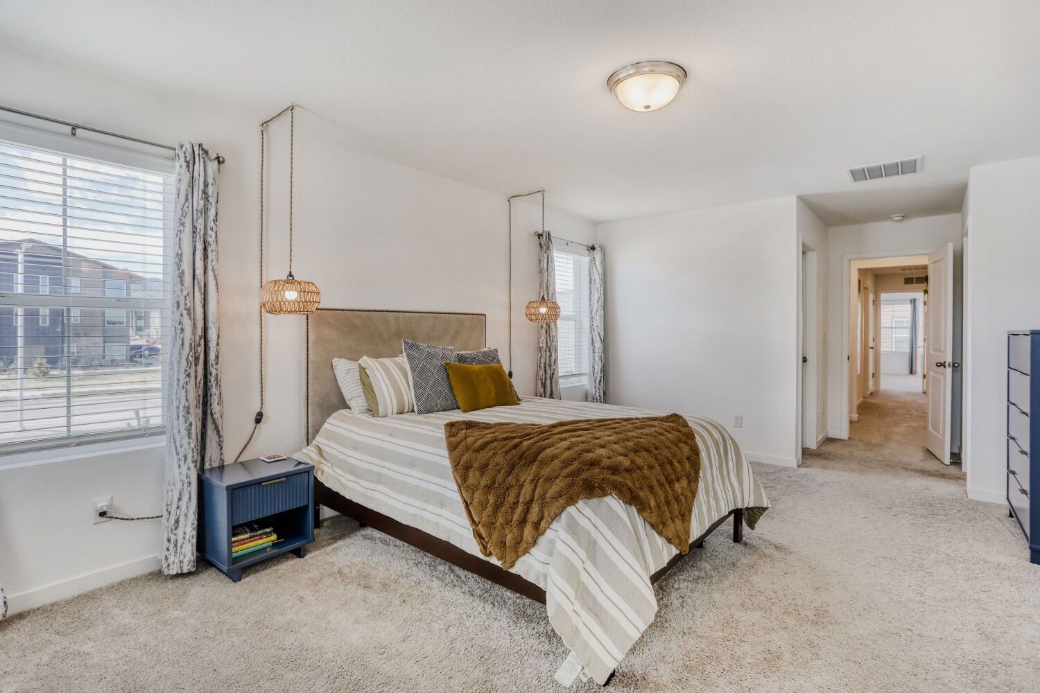 Modern 4-Bedroom Townhome for Rent in Prospect Village at Sterling Ranch property image