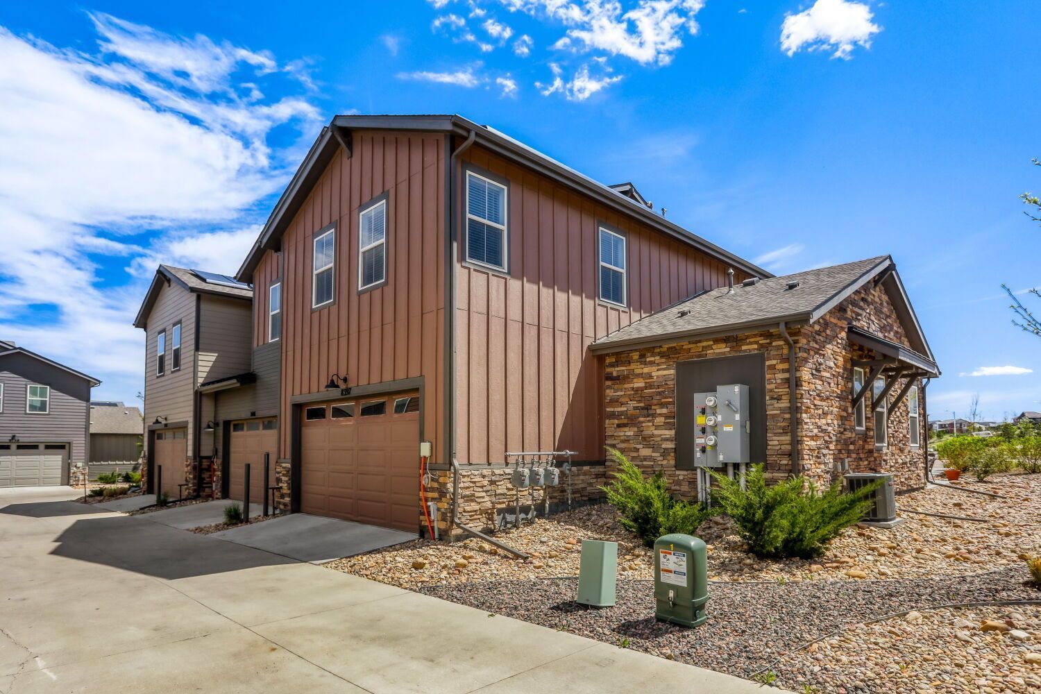 Modern 4-Bedroom Townhome for Rent in Prospect Village at Sterling Ranch property image