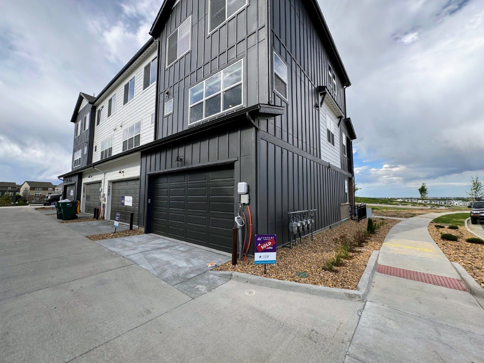 Experience Elevated Living: Spacious 4-Bed Townhouse with Scenic Views in Castle Pines property image