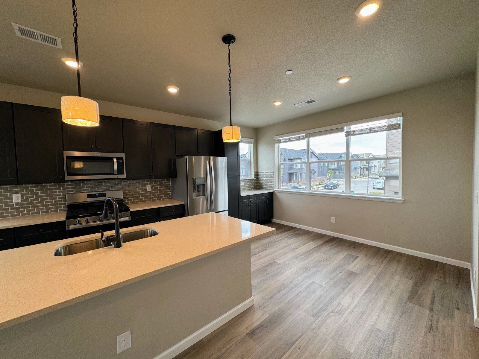 Experience Elevated Living: Spacious 4-Bed Townhouse with Scenic Views in Castle Pines property image