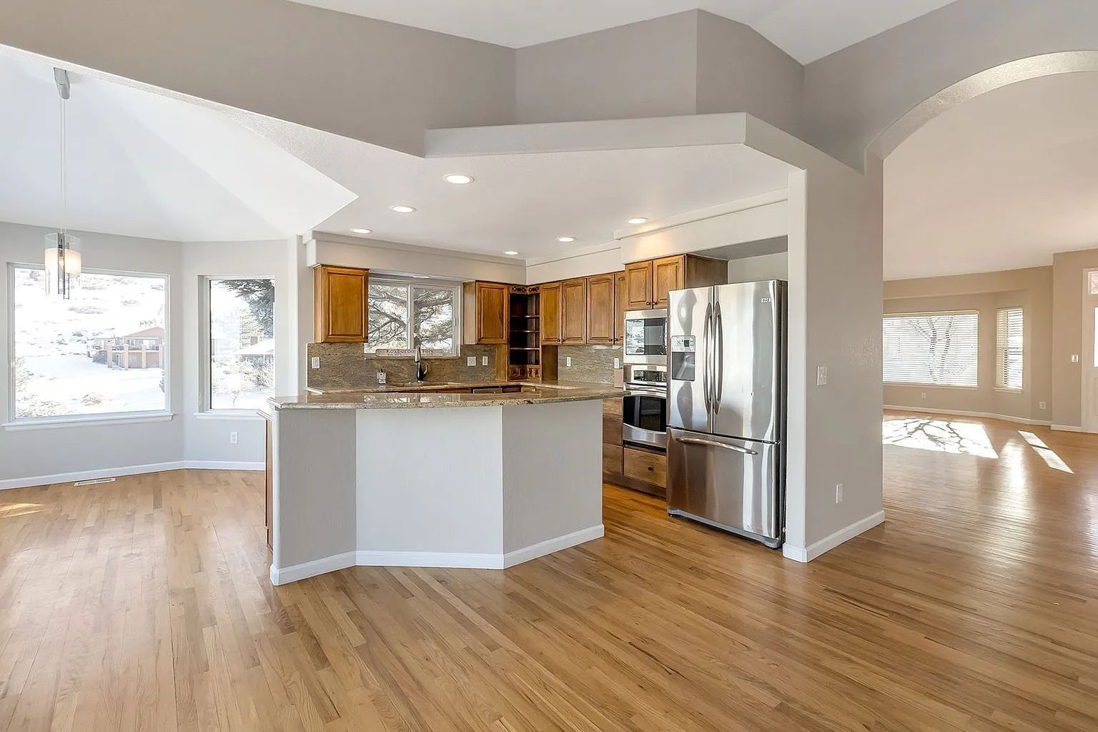 Spacious 5-Bedroom Rental Home in Littleton's Roxborough Neighborhood property image