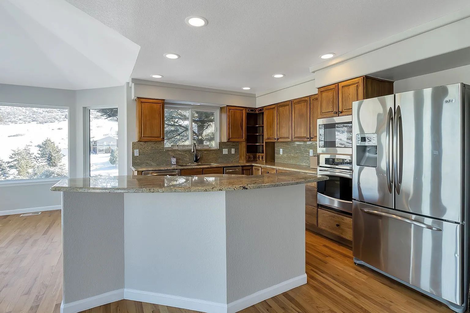 Spacious 5-Bedroom Rental Home in Littleton's Roxborough Neighborhood property image