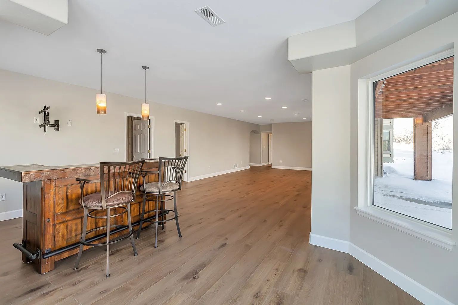 Spacious 5-Bedroom Rental Home in Littleton's Roxborough Neighborhood property image
