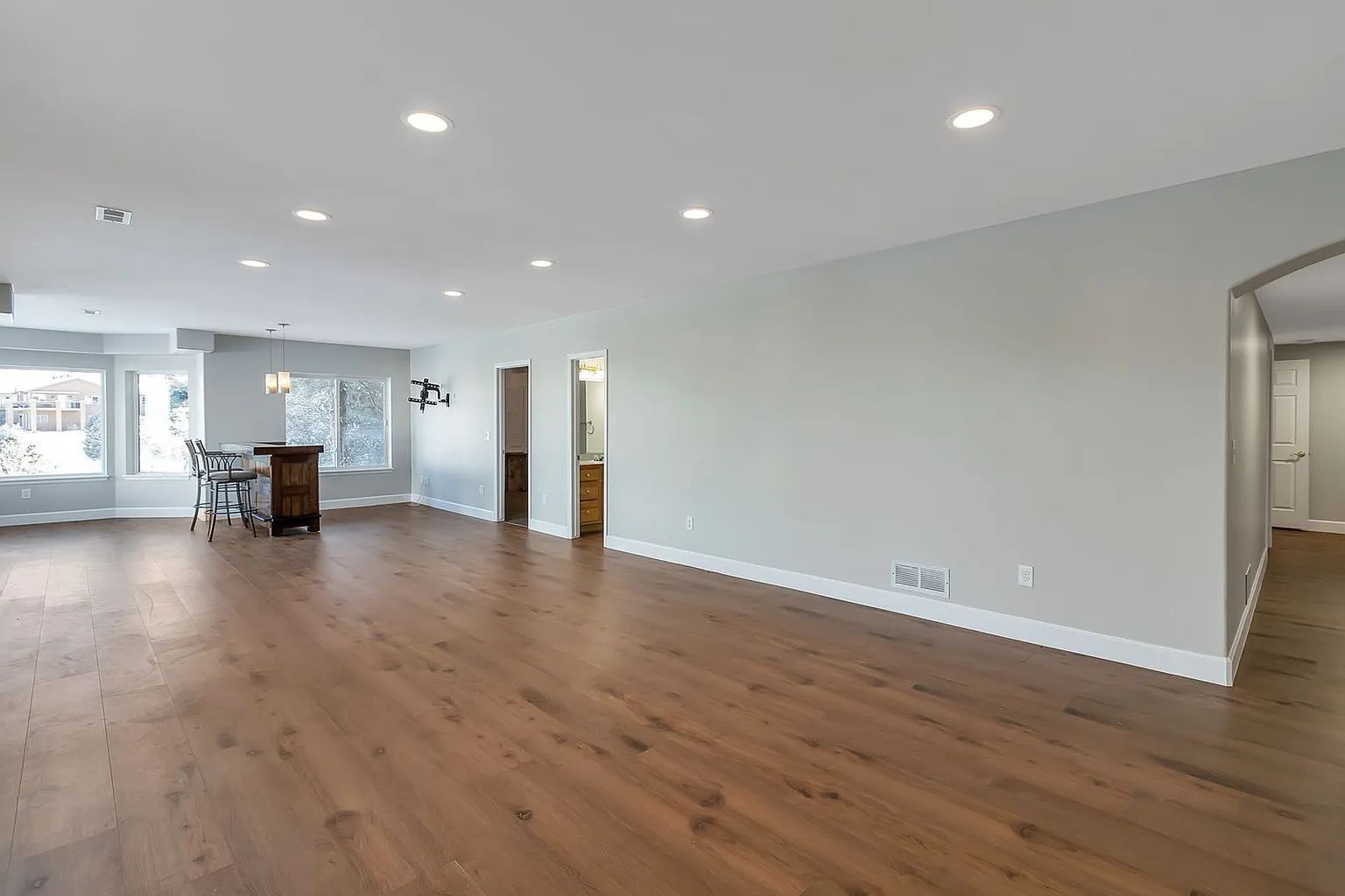 Spacious 5-Bedroom Rental Home in Littleton's Roxborough Neighborhood property image