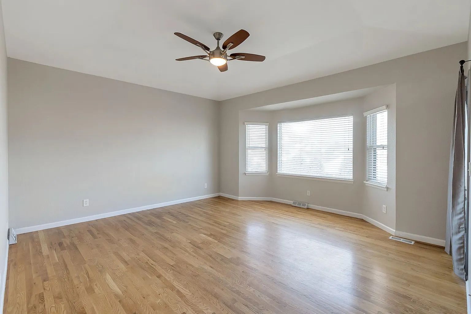 Spacious 5-Bedroom Rental Home in Littleton's Roxborough Neighborhood property image