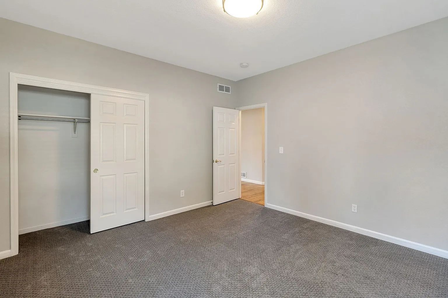 Spacious 5-Bedroom Rental Home in Littleton's Roxborough Neighborhood property image