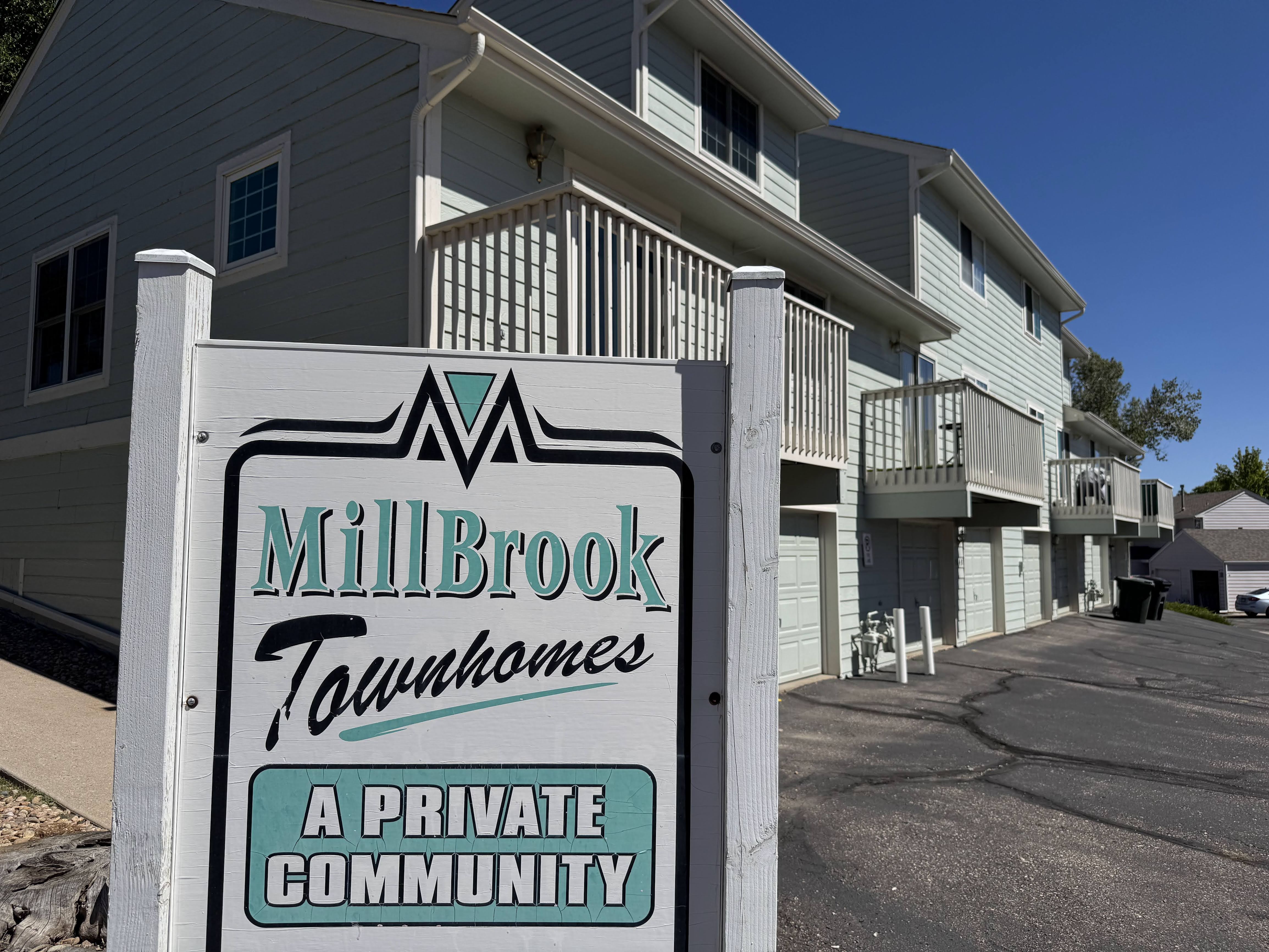 Why Are Millbrook Townhomes in Littleton, CO Ideal for Investors and Residents?